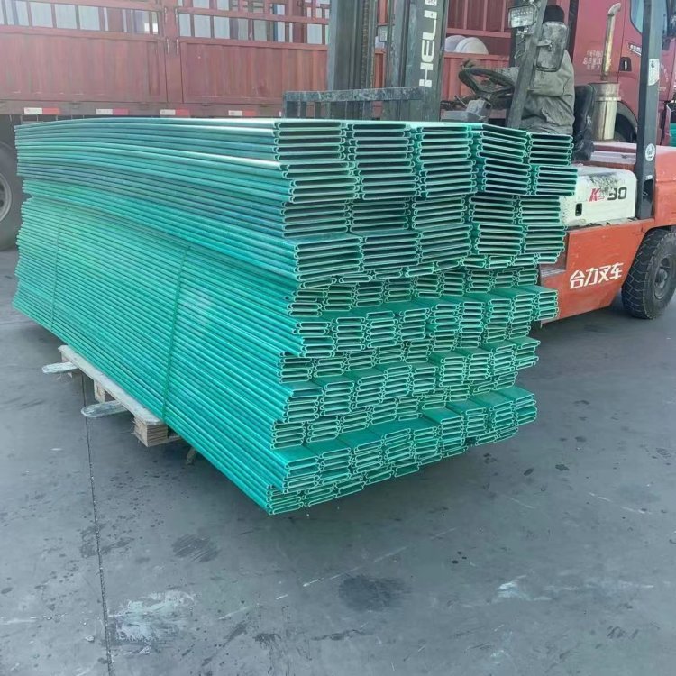 廠家供應托盤式橋架 一體成型玻璃鋼復合電纜線槽 承重強方便安裝 -
